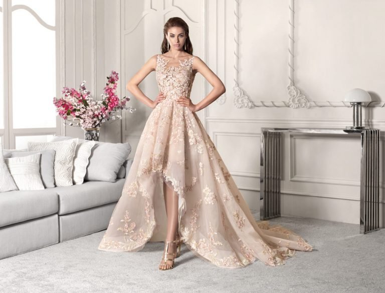 Модное свадебное платье в греческом стиле 2021 2022