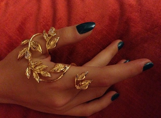 кольцо на два пальца под золото листья дерева